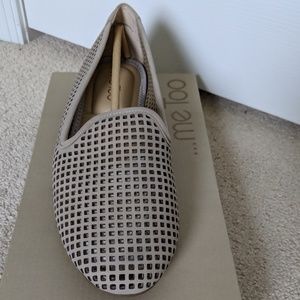 Perfect Summer Flat! Me Too Yale NR Flat Dove Grey